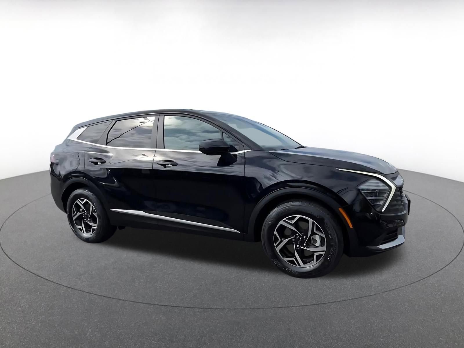 Used 2025 Kia Sportage LX FWD video 2
