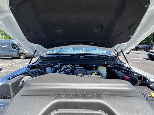 New 2026 RAM 3500 Laramie AWD/4WD image 14