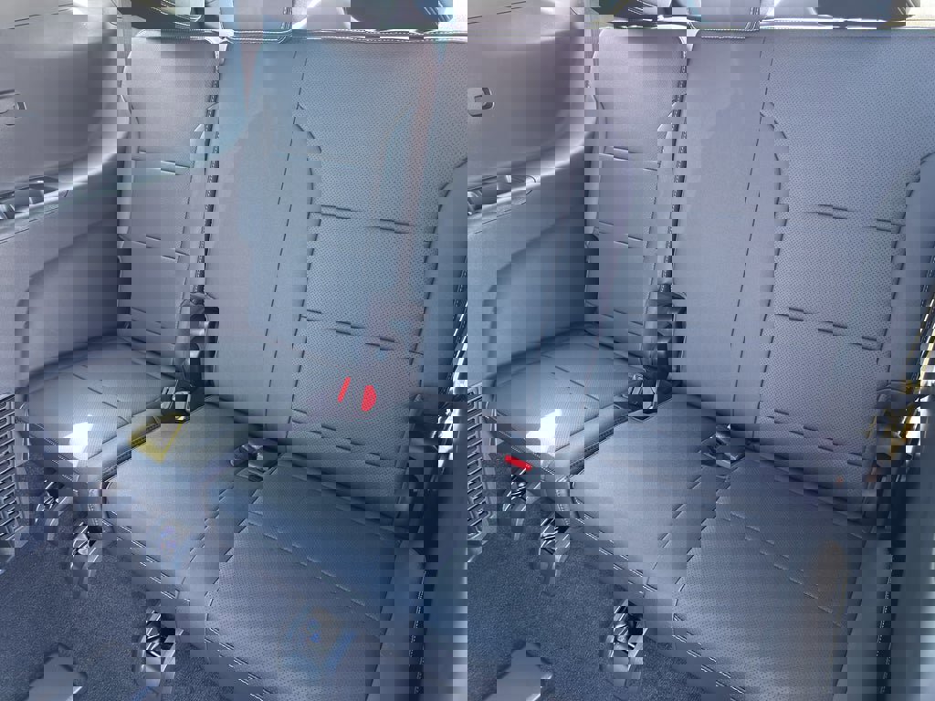 New 2026 Chevrolet Traverse LT image 25