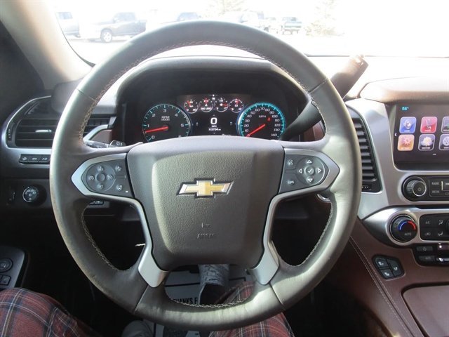 Used 2017 Chevrolet Suburban Premier AWD/4WD image 12
