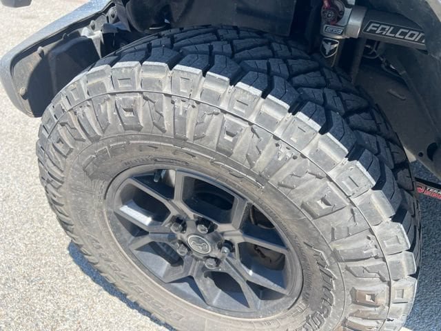 Used 2024 Jeep Wrangler Sport AWD/4WD image 15