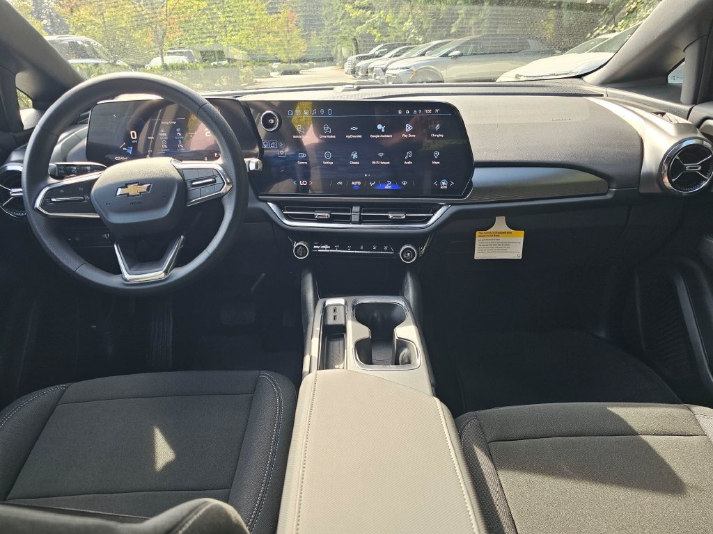 New 2026 Chevrolet Equinox EV LT FWD image 21