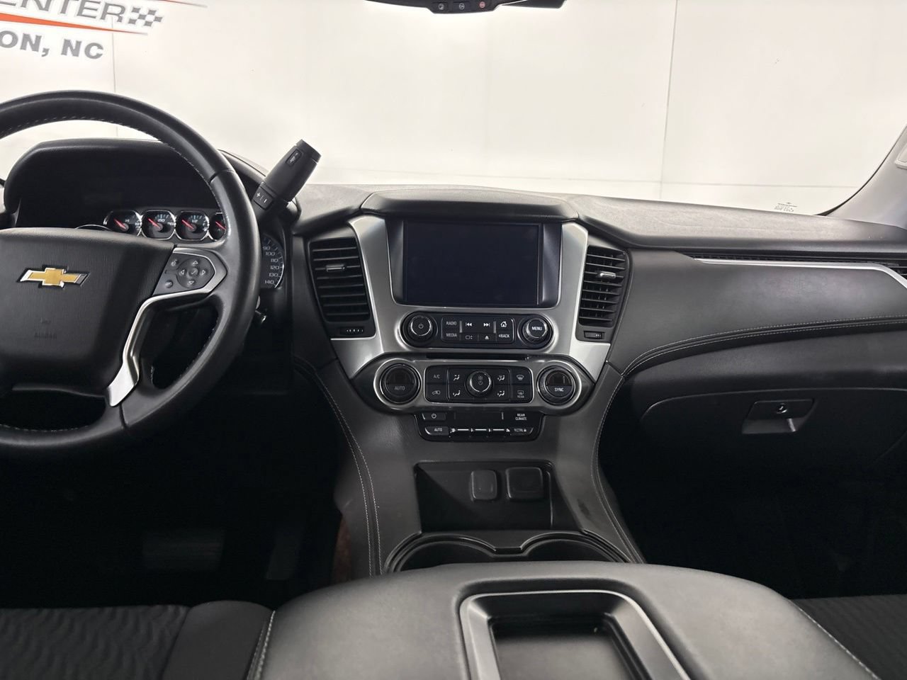 Used 2020 Chevrolet Tahoe LS w/ Enhanced Driver Alert Package AWD/4WD image 23