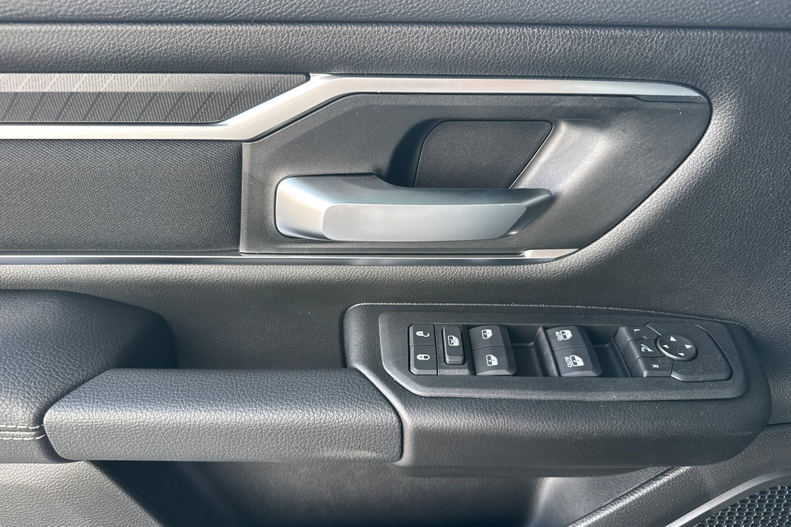 New 2026 RAM 1500 Big Horn AWD/4WD image 10