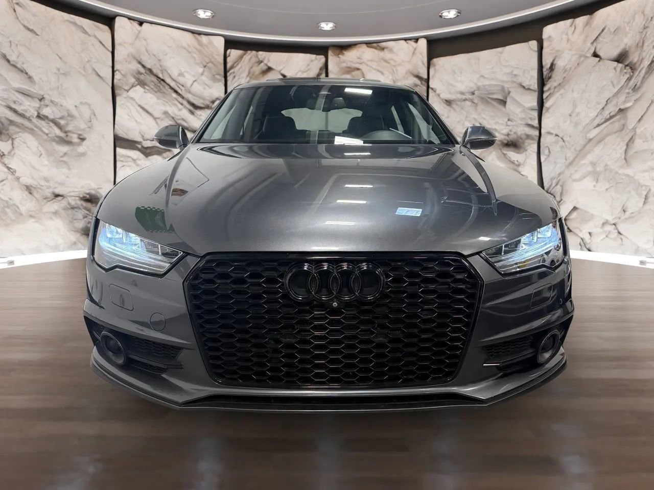 Used 2017 Audi S7 Premium Plus w/ S7 Sport Package image 2