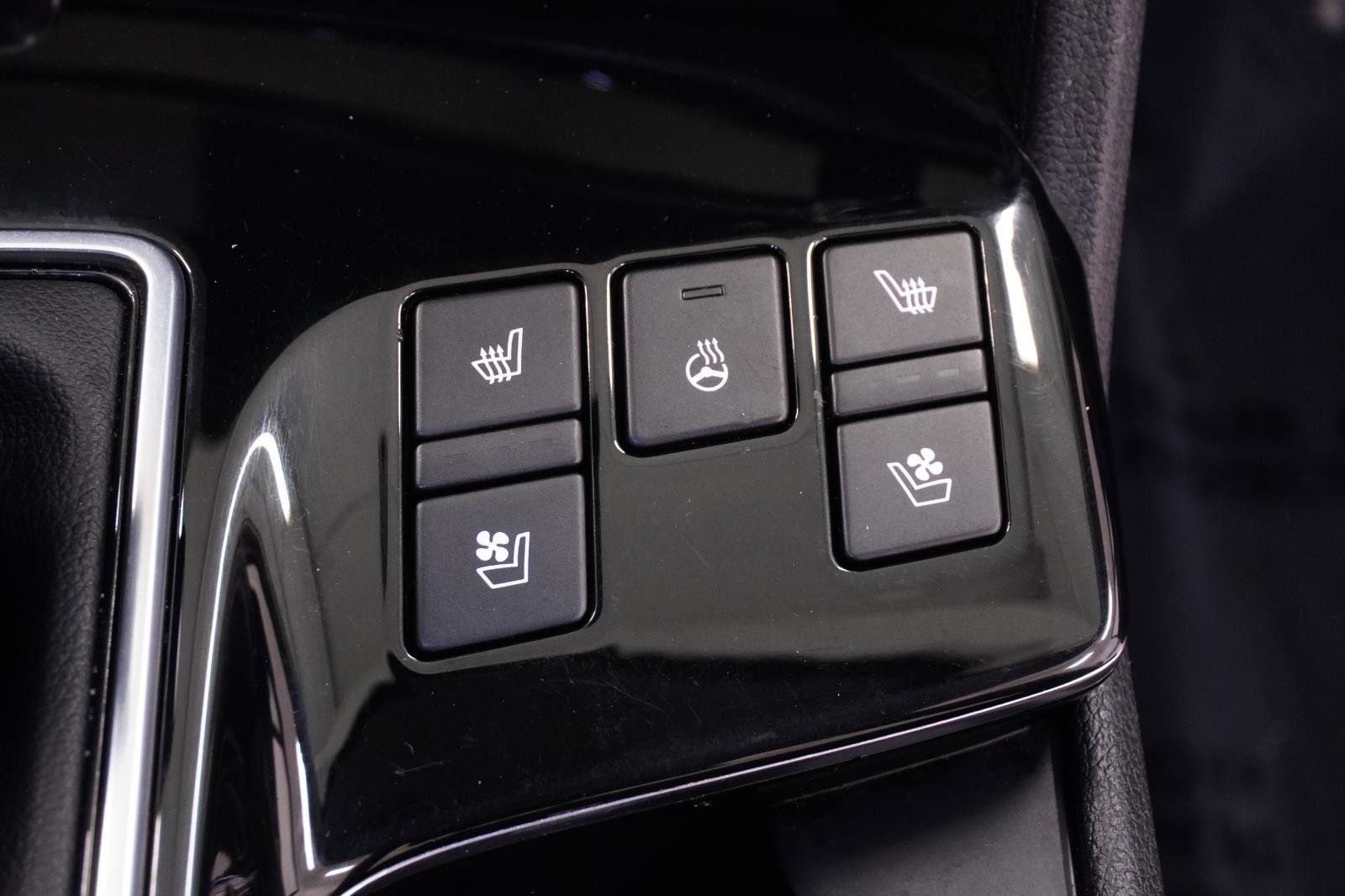 Used 2023 Kia Sportage SX image 27