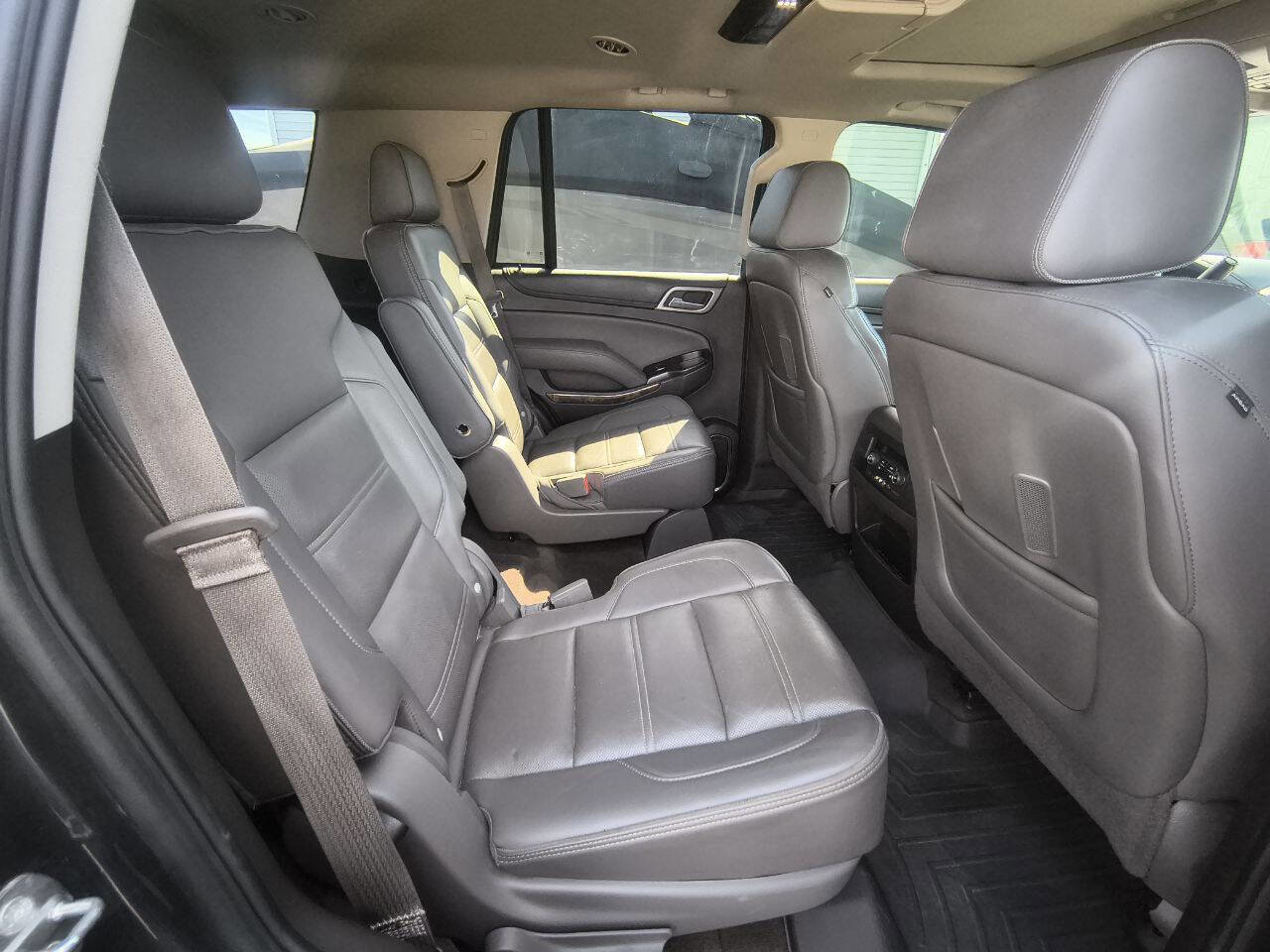 Used 2015 GMC Yukon Denali w/ Touring Package image 26