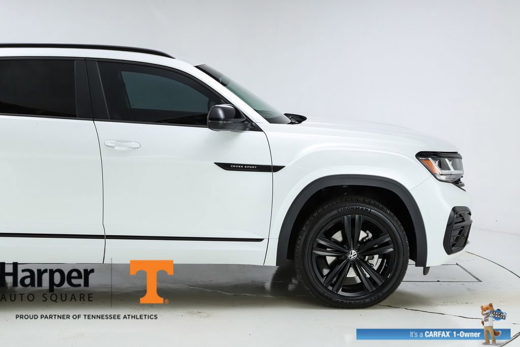 Used 2023 Volkswagen Atlas Cross Sport SEL R-Line image 12