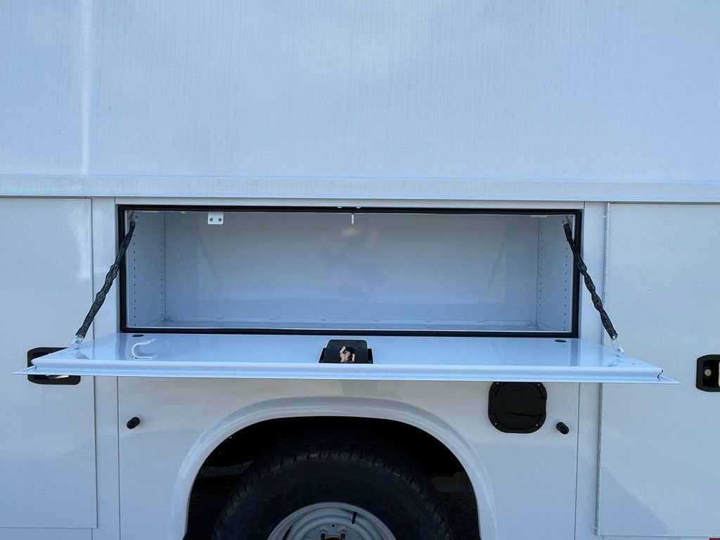 New 2026 Ford E-350 and Econoline 350 Super Duty w/ Power Equipment Group image 36