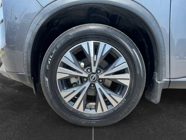 Used 2022 Nissan Rogue SV FWD image 9
