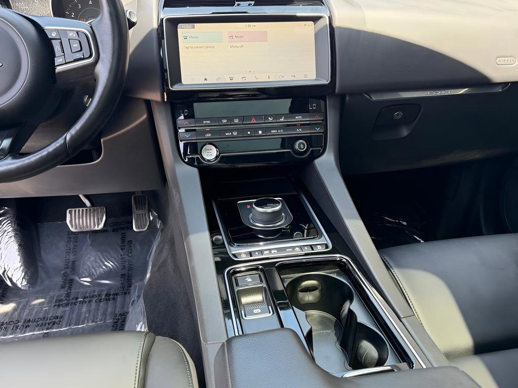Used 2019 Jaguar F-PACE Premium AWD/4WD image 41