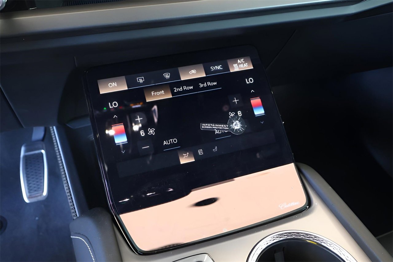 New 2026 Cadillac Vistiq Sport image 28