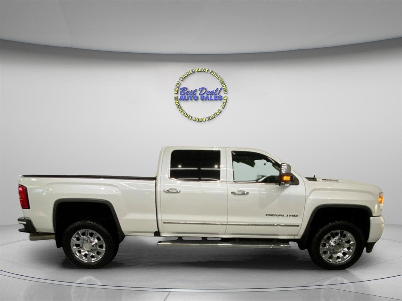 Used 2018 GMC Sierra 2500 Denali w/ Duramax Plus Package image 8