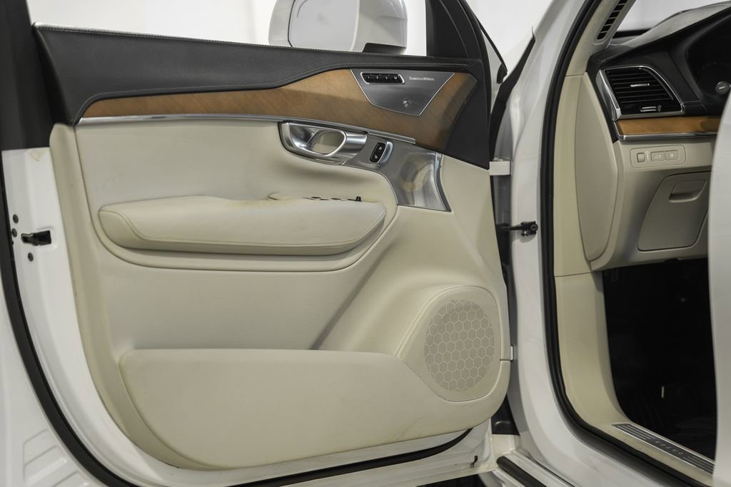Used 2017 Volvo XC90 T8 Inscription w/ Luxury Package AWD/4WD image 39