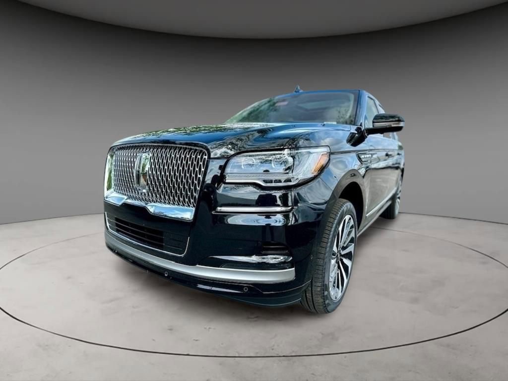 New 2024 Lincoln Navigator L Reserve AWD/4WD image 1