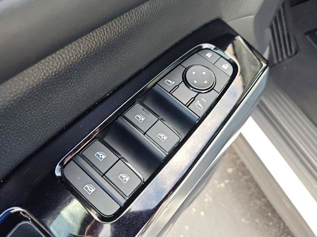 Certified 2024 Nissan Pathfinder SL w/ Cargo Package AWD/4WD image 11