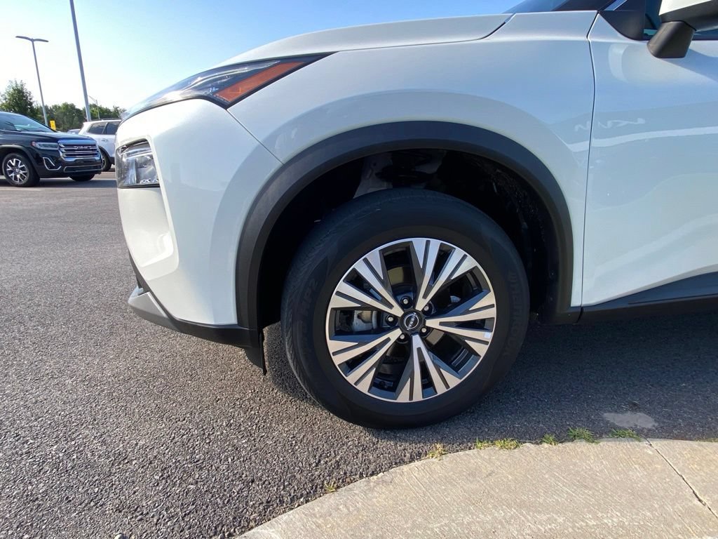 Used 2023 Nissan Rogue SV AWD/4WD image 33