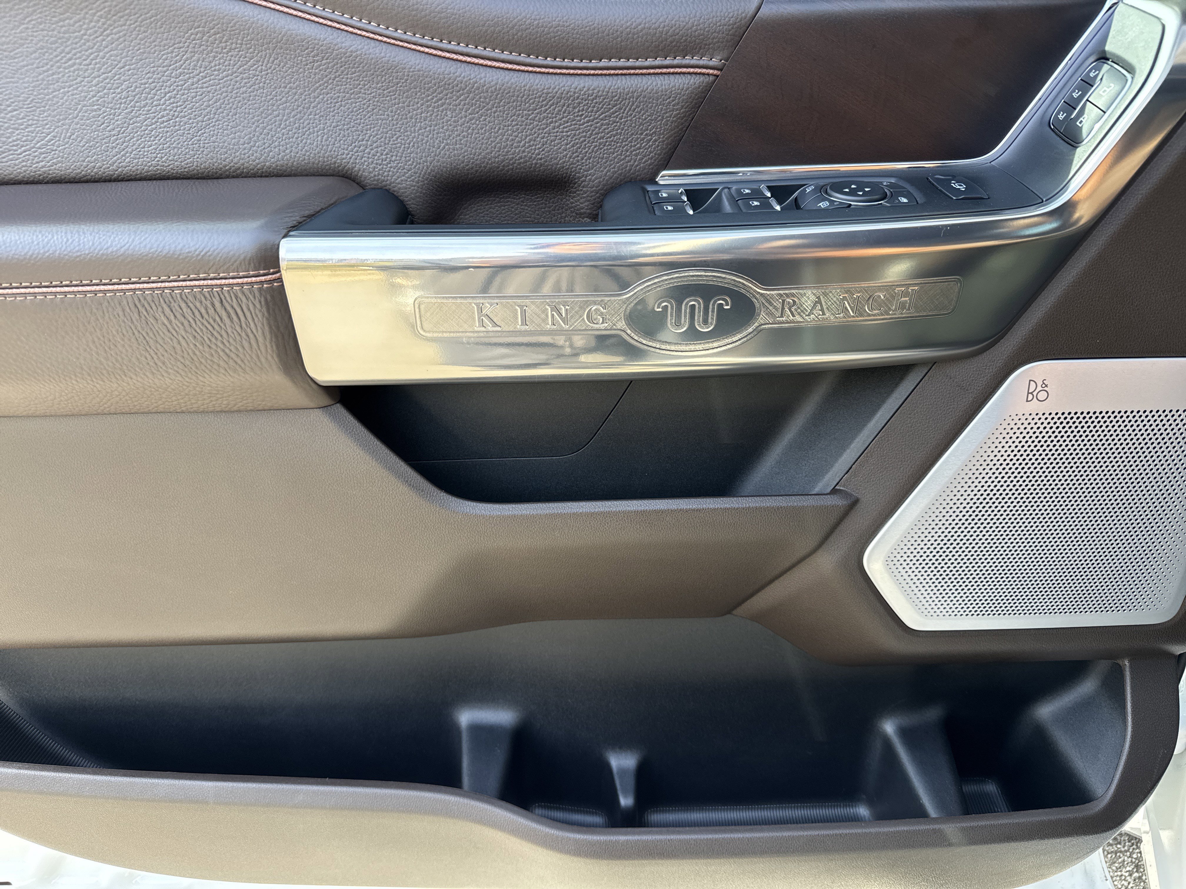 Used 2025 Ford F250 King Ranch w/ FX4 Off-Road Package image 14