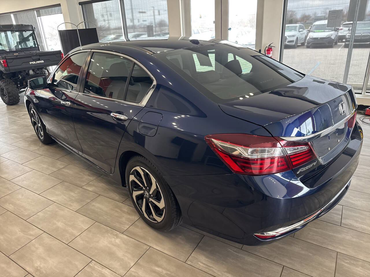 Used 2017 Honda Accord EX-L image 13