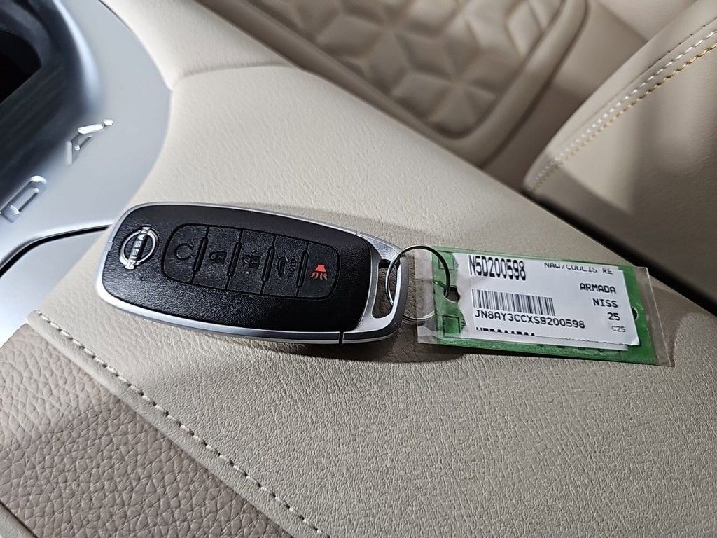 New 2025 Nissan Armada Platinum Reserve w/ Convenience Package image 30