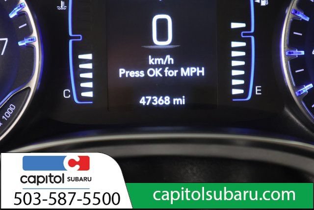 Used 2019 Chrysler Pacifica Touring Plus w/ S Appearance Package FWD image 19