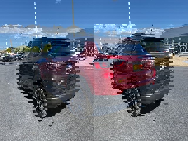 Used 2022 Jeep Compass Limited image 7