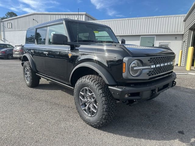 New 2025 Ford Bronco Badlands image 1