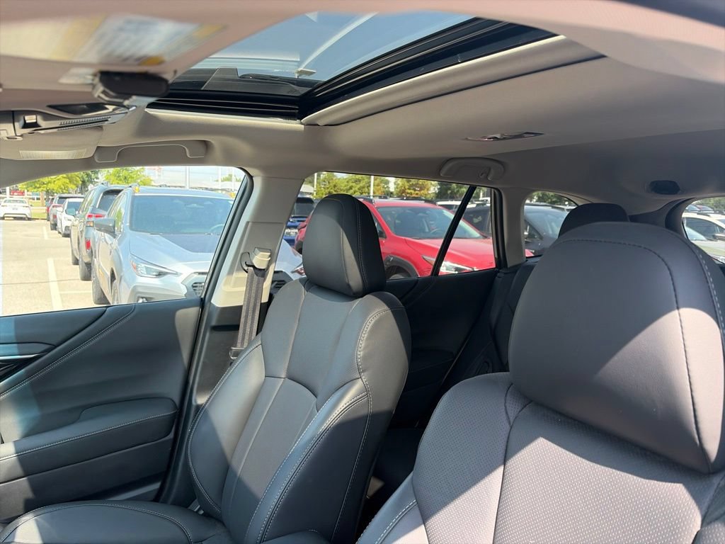 Used 2021 Subaru Outback Onyx Edition AWD/4WD image 5