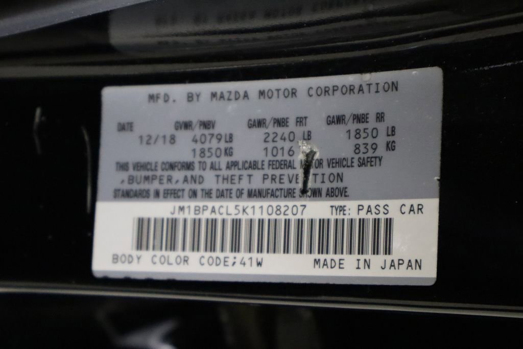 Used 2019 MAZDA MAZDA3 Sedan image 34