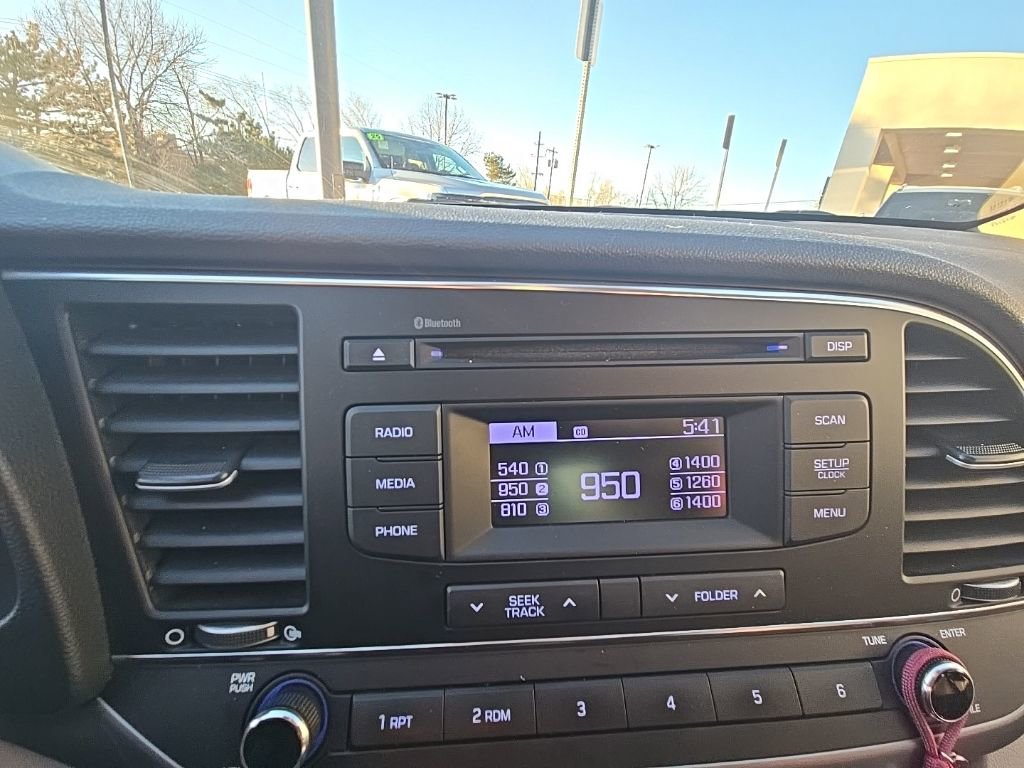 Used 2018 Hyundai Elantra SE w/ Cargo Package image 13