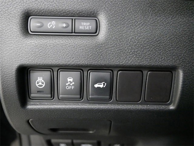 Used 2016 Nissan Murano Platinum w/ Platinum Technology Package image 17