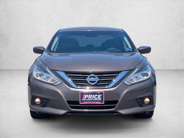 Used 2016 Nissan Altima 2.5 SV FWD image 2