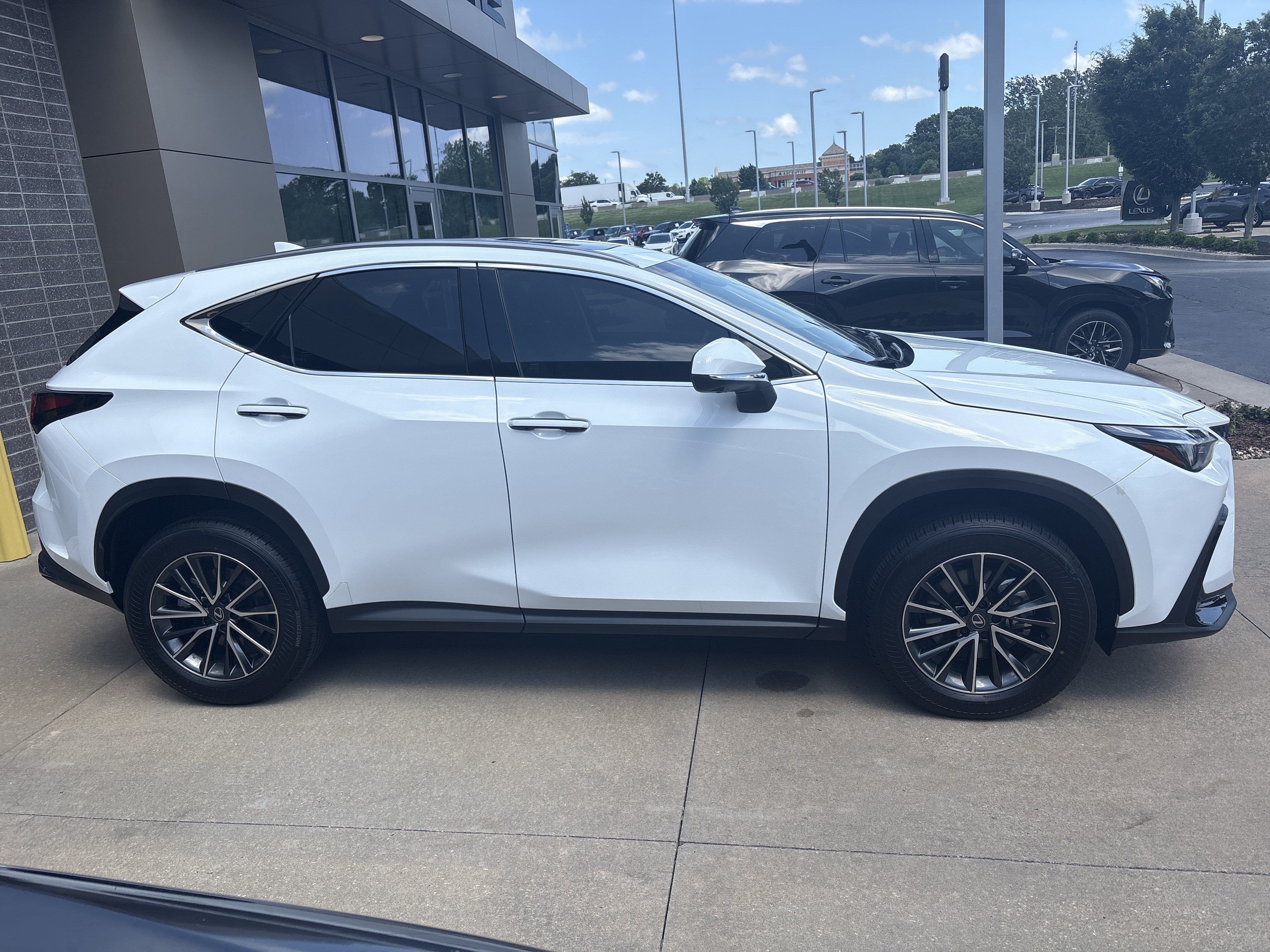 Used 2026 Lexus NX 350h AWD w/ Accessory Package (Z1) image 13