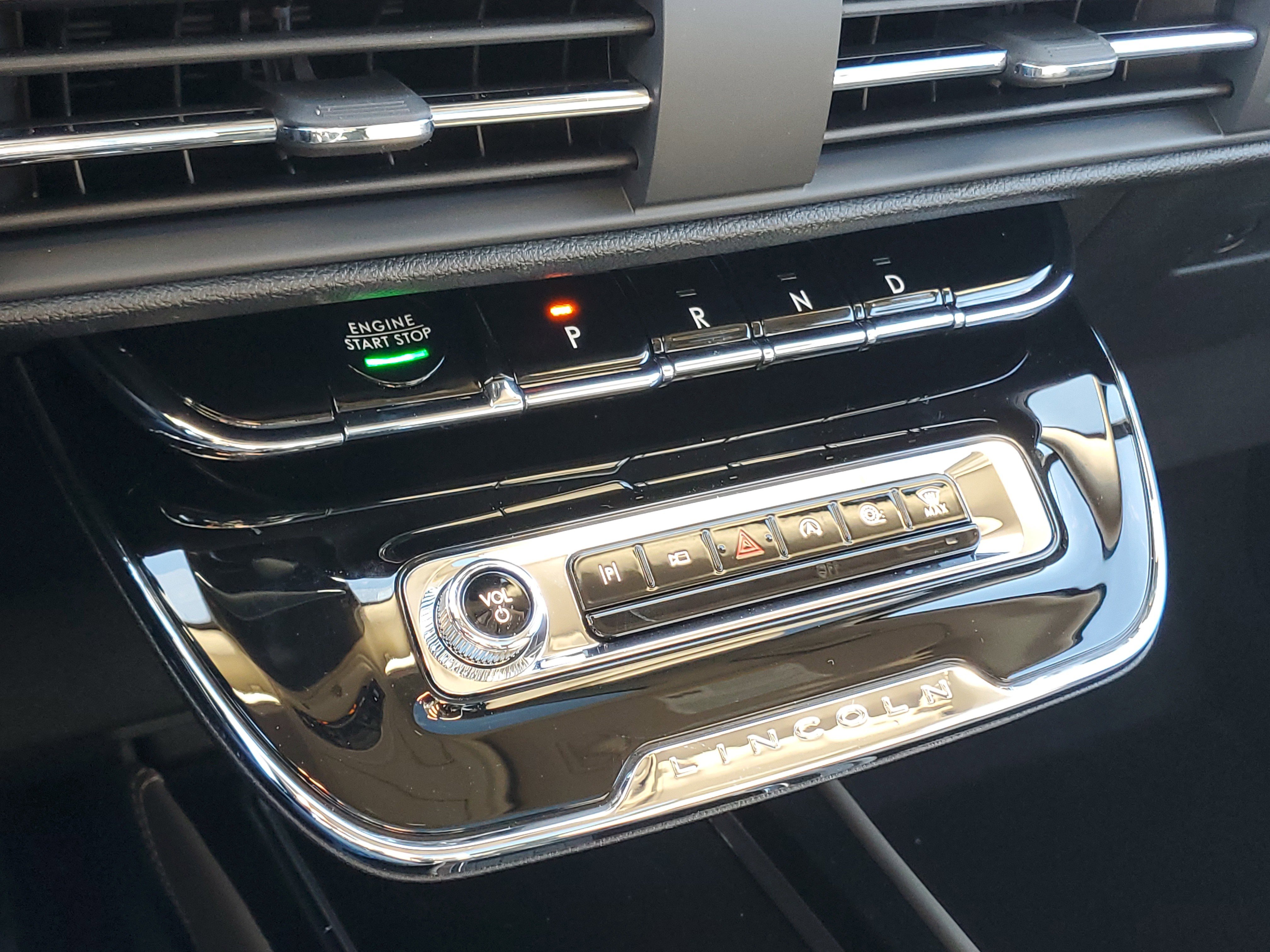 New 2026 Lincoln Corsair Premiere image 22