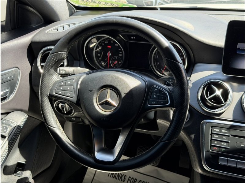 Used 2018 Mercedes-Benz CLA 250 image 37
