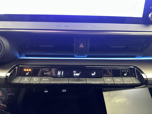 Used 2023 Toyota Prius XLE image 21