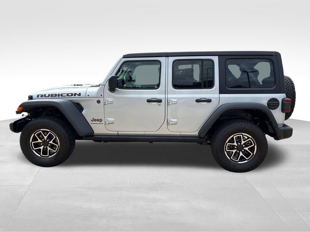 Used 2024 Jeep Wrangler Unlimited Rubicon AWD/4WD image 2