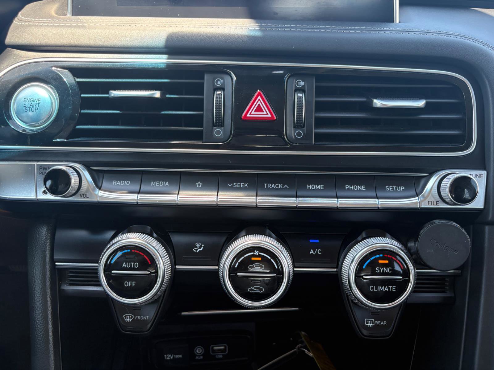 Used 2021 Genesis G70 2.0T image 29