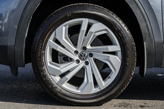 Used 2021 Volkswagen Atlas Cross Sport SEL image 19