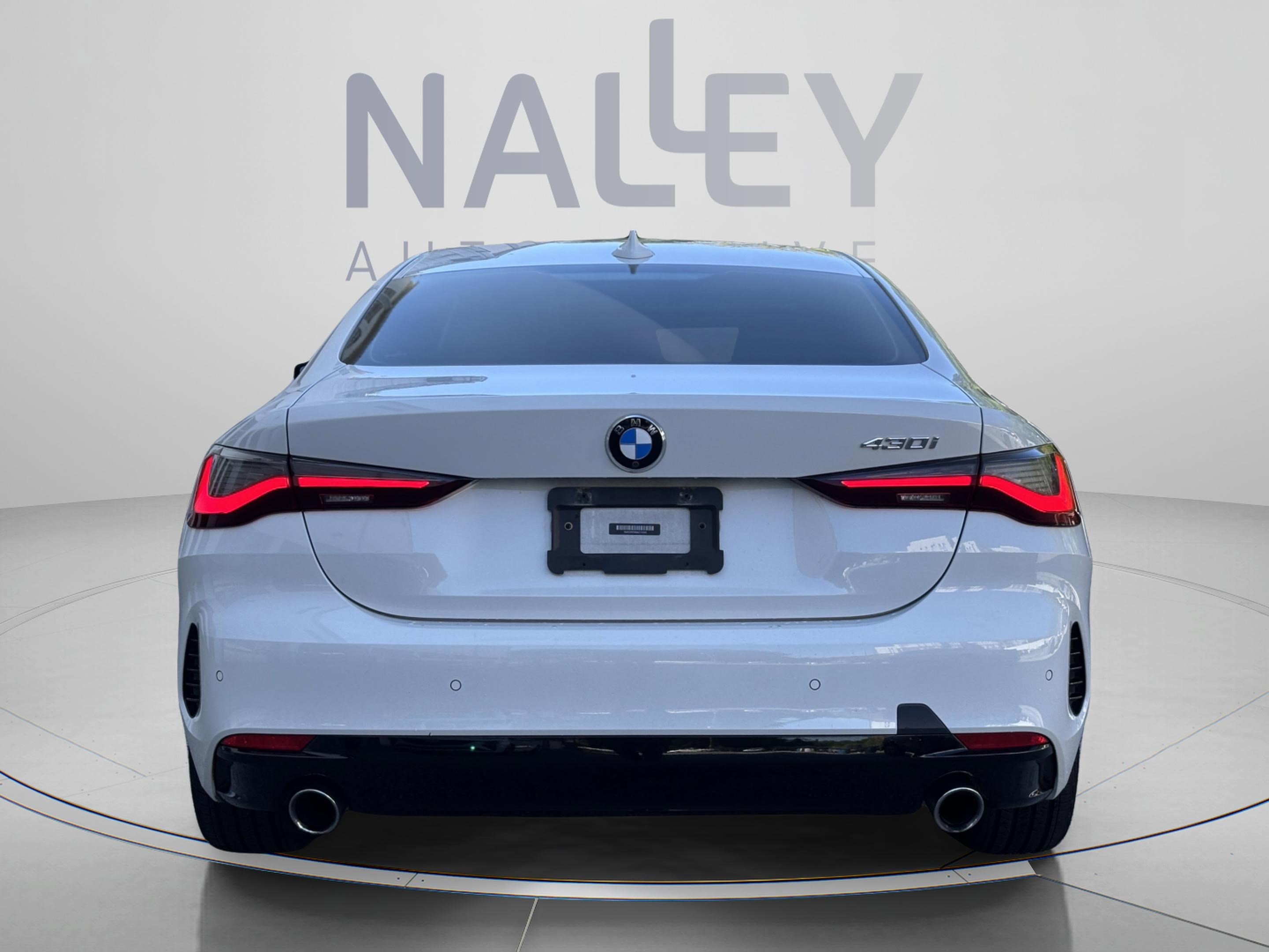 Used 2021 BMW 430i Coupe w/ Convenience Package RWD image 3