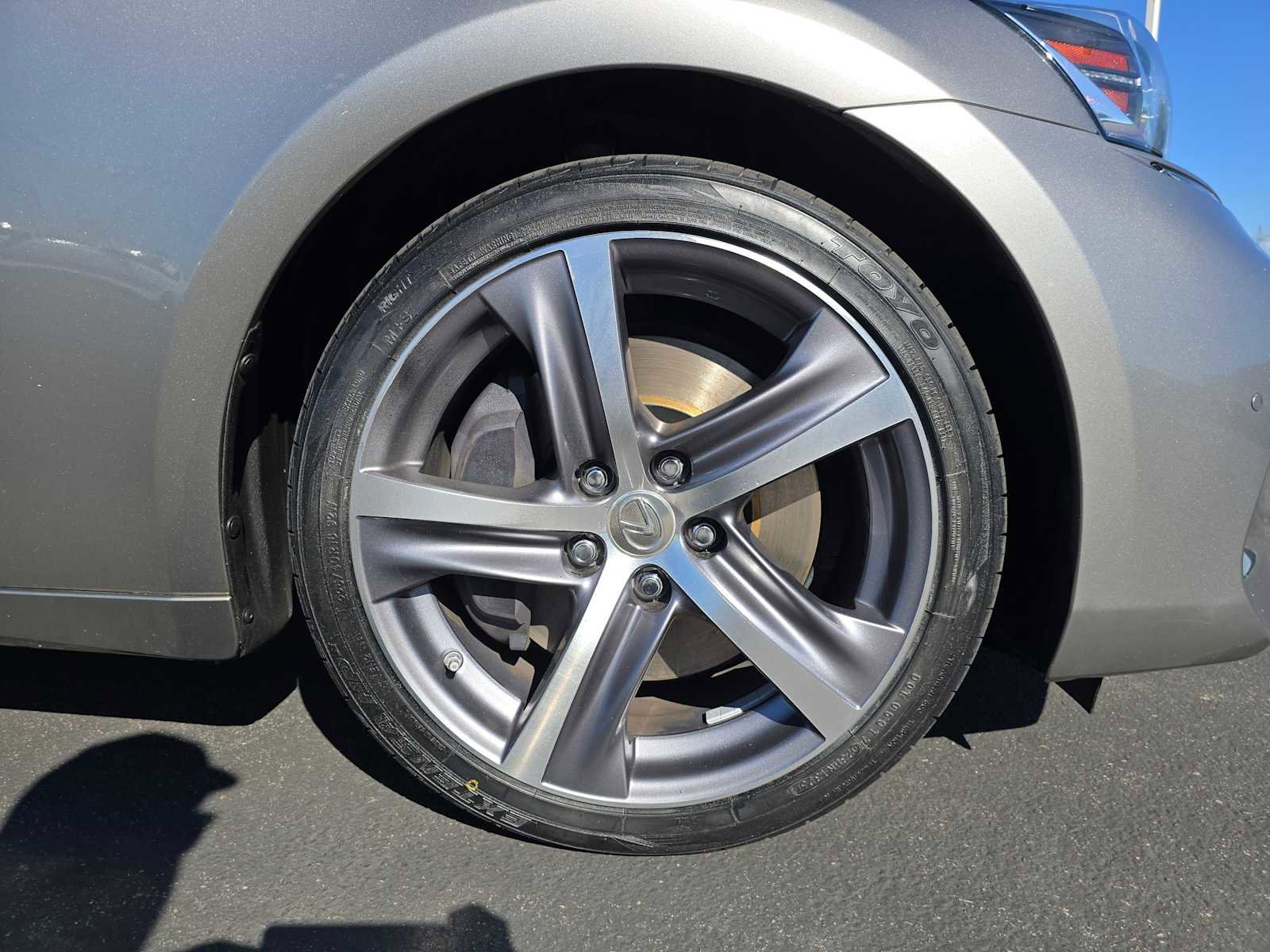 Used 2018 Lexus IS 300 image 9