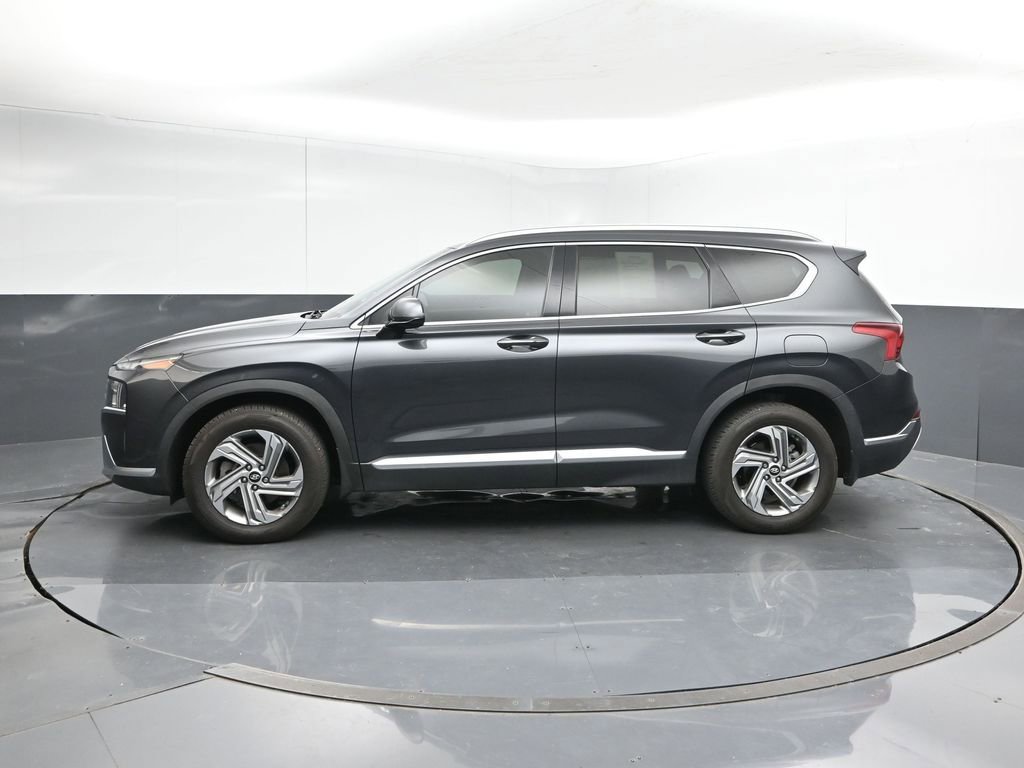Used 2022 Hyundai Santa Fe SEL FWD image 2
