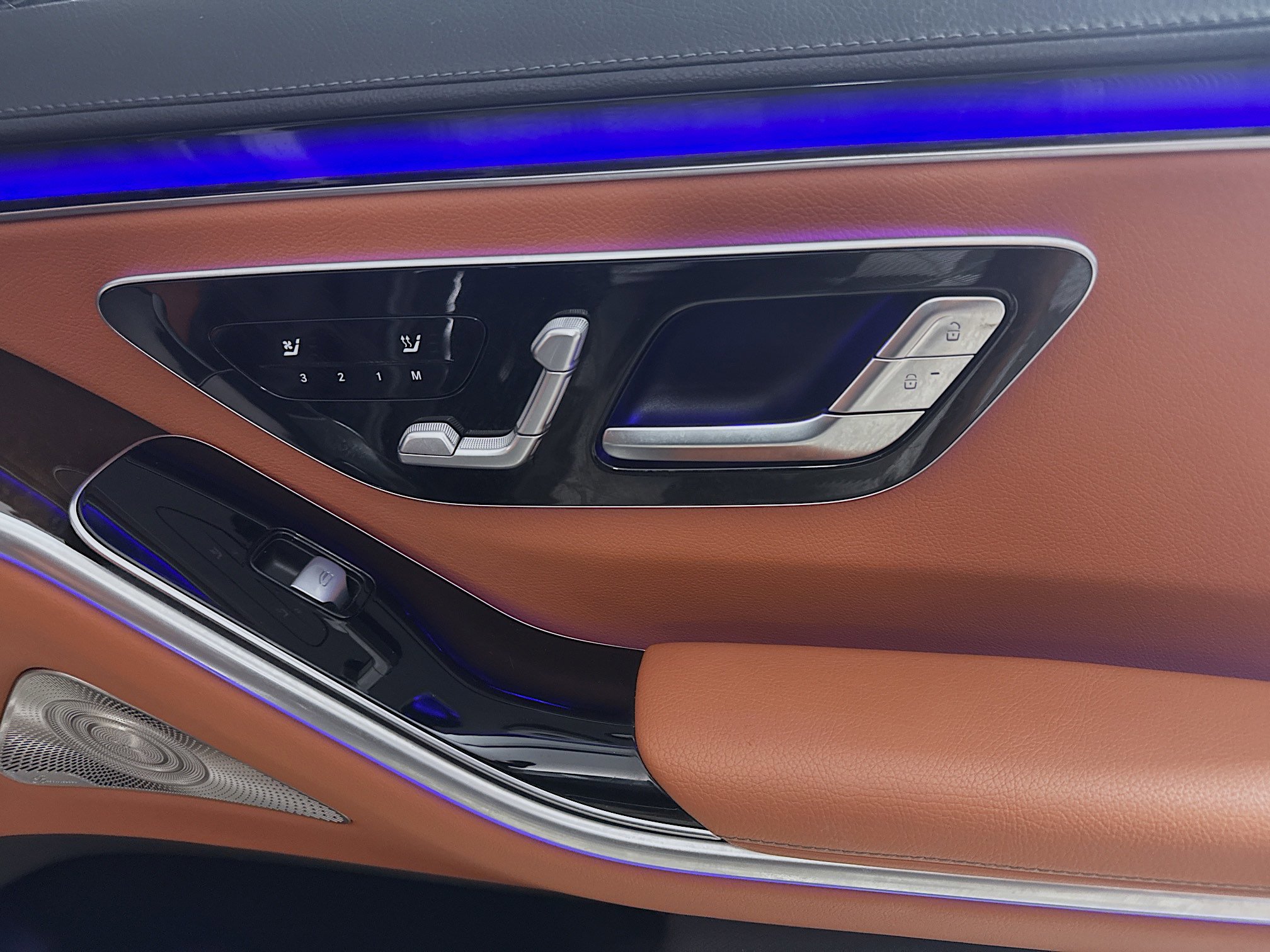 Used 2023 Mercedes-Benz S 500 4MATIC image 31