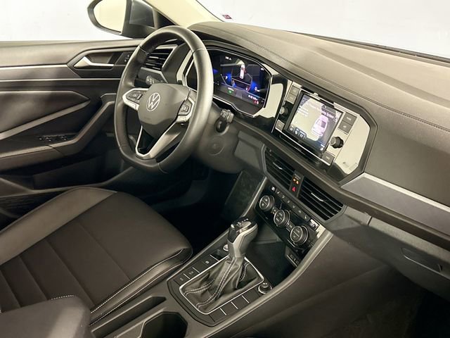 Used 2023 Volkswagen Jetta SE FWD image 39