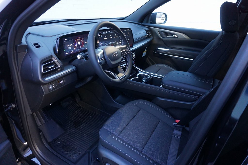 New 2026 Chevrolet Traverse LT w/ Midnight/Sport Edition image 9