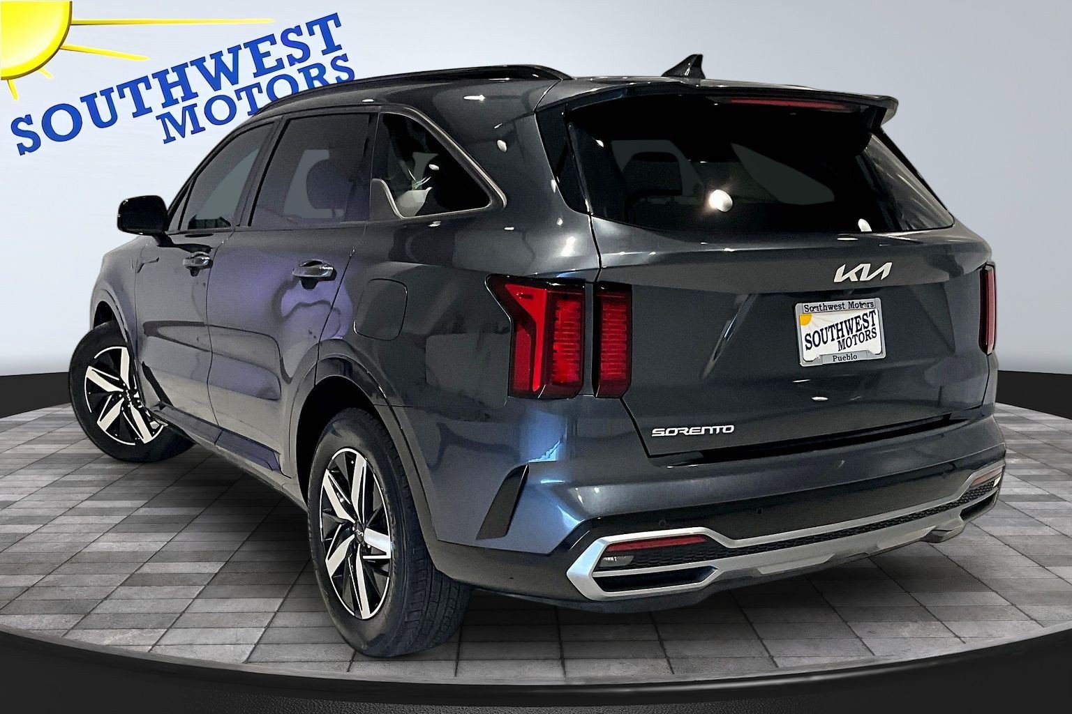 Used 2023 Kia Sorento S w/ Panoramic Sunroof Package FWD image 5