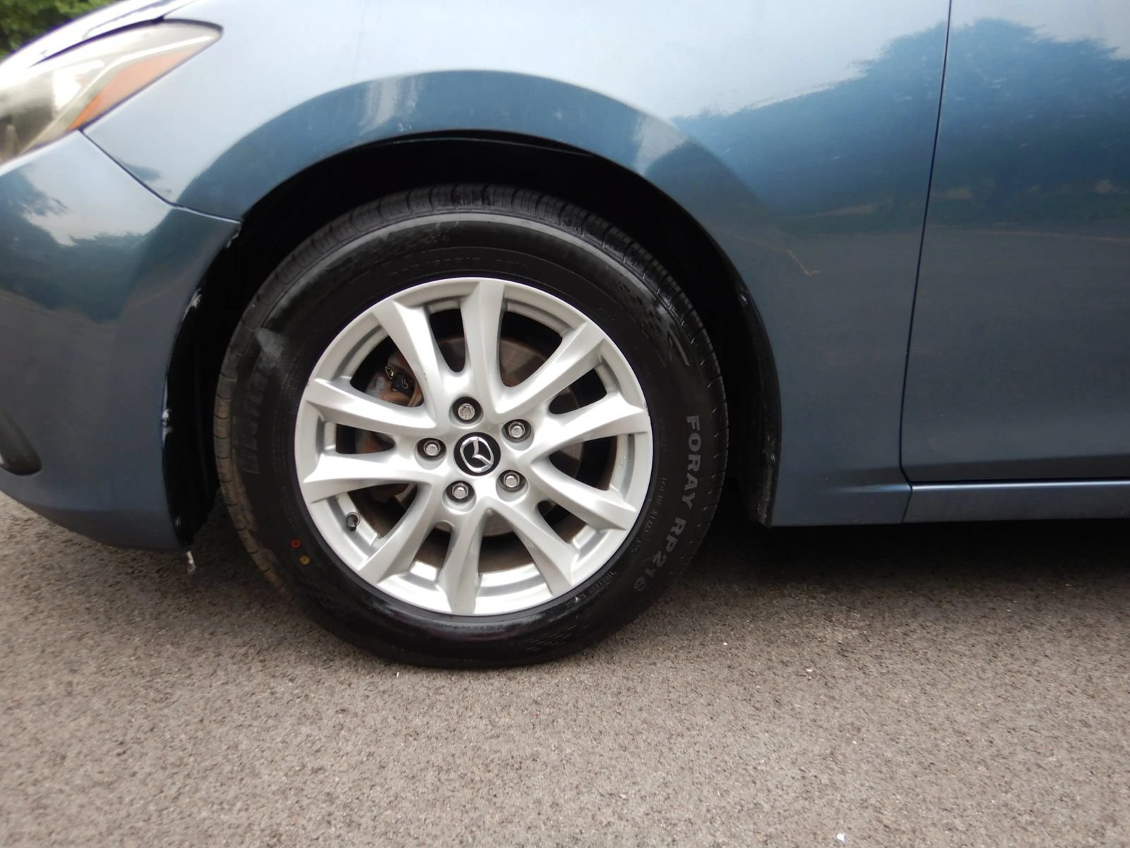 Used 2014 MAZDA MAZDA3 i Touring FWD image 25