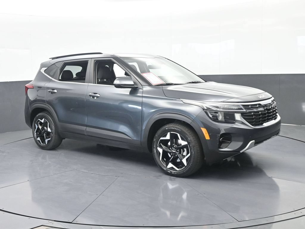 Used 2024 Kia Seltos EX FWD image 8