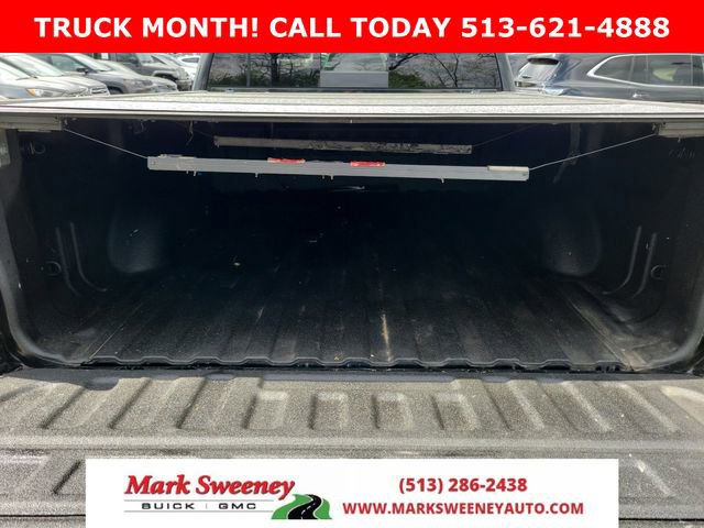 Used 2016 GMC Sierra 2500 Denali w/ Duramax Plus Package AWD/4WD image 8