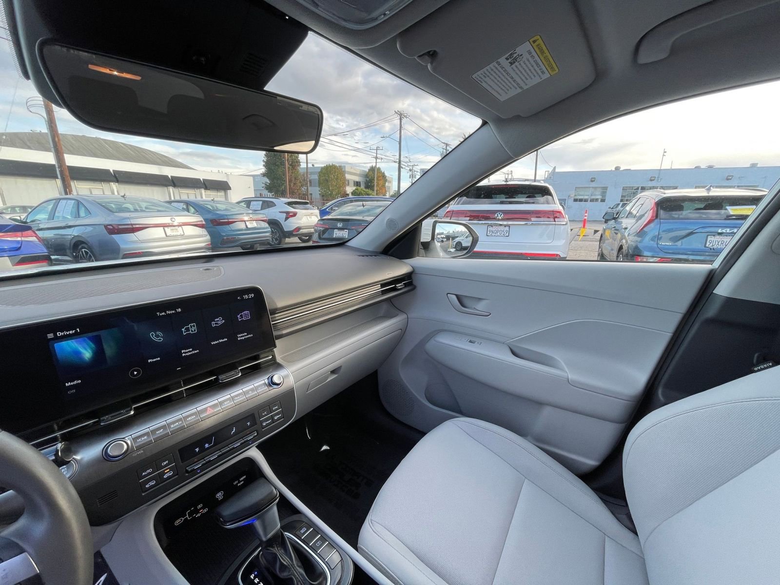 Used 2025 Hyundai Kona SEL image 35